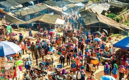 Chợ Đồng Văn - Khám Phá Chợ Phiên Độc Đáo Vùng Cao