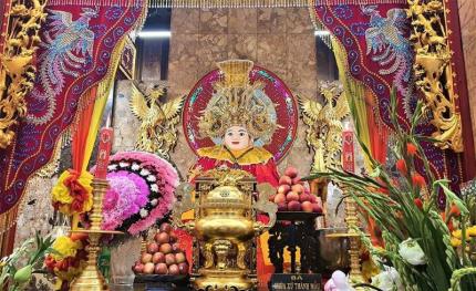 Miếu Bà Chúa Xứ Núi Sam: Chia Sẻ Kinh Nghiệm Hành Hương