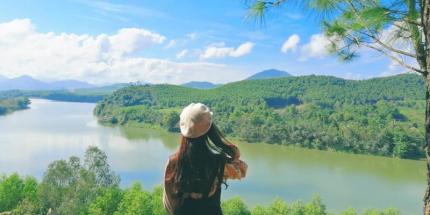 Đồi Vọng Cảnh: Điểm Hẹn Ngắm Cảnh Sông Hương Từ Trên Cao