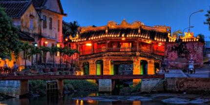 Quảng Trường Sông Hoài - Hơi Thở Văn Hóa Phố Cổ Hội An