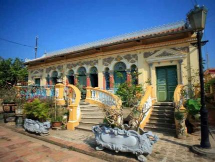 Nhà Cổ Bình Thủy Cần Thơ - Lắng Nghe Những Câu Chuyện Bí Ẩn