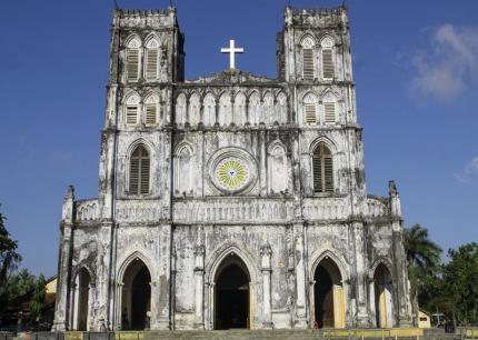 Nhà thờ Mằng Lăng Phú Yên - Bề Dày Lịch Sử, Kiến Trúc Độc Đáo