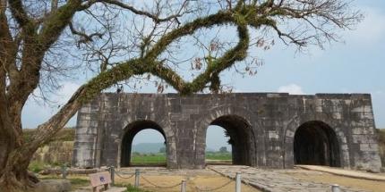 Thành Nhà Hồ: Niềm Tự Hào Lịch Sử Và Du Lịch Của Thanh Hóa